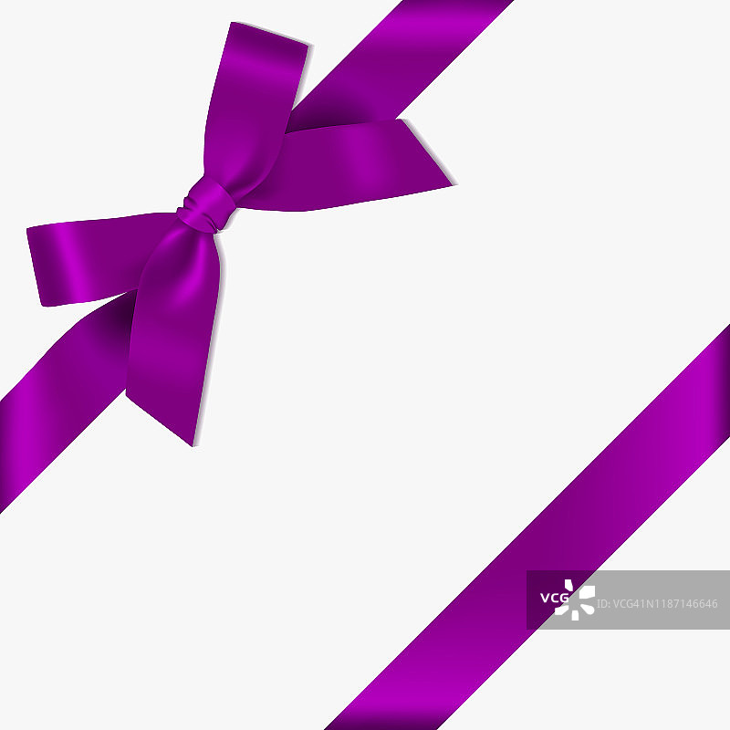 现实装饰光泽缎紫色蝴蝶结丝带丝带，孤立在白色背景图片素材