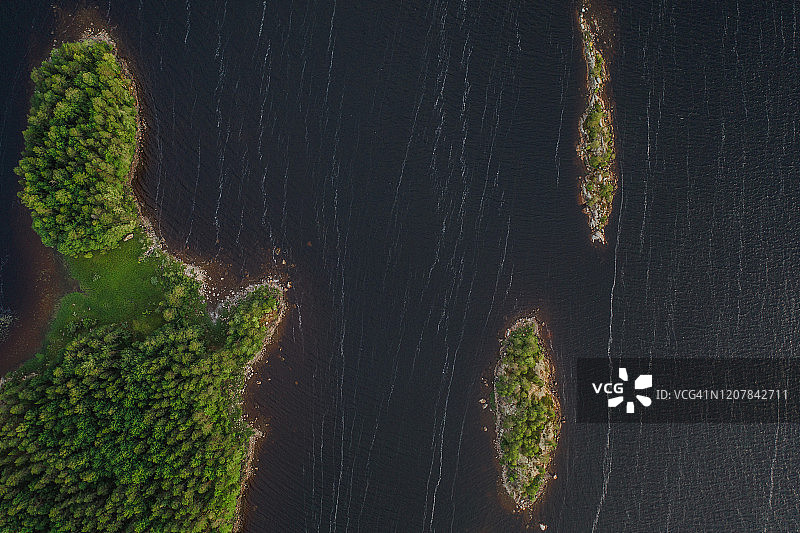 风景鸟瞰图的湖在芬兰图片素材