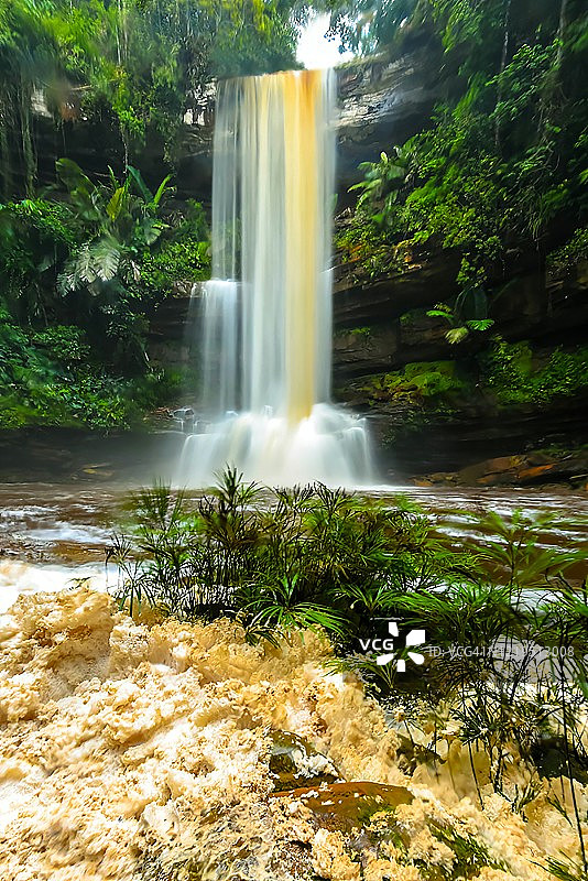 婆罗洲沙巴州，马略盆地保护区，takoba Akob瀑布图片素材
