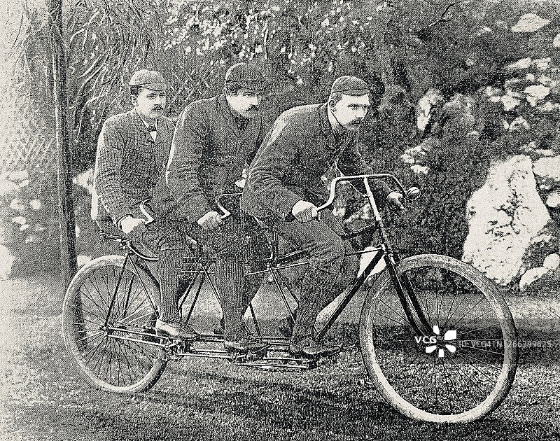 新1892:粗壮的三连体安全，三个运动员演示的新车辆图片素材
