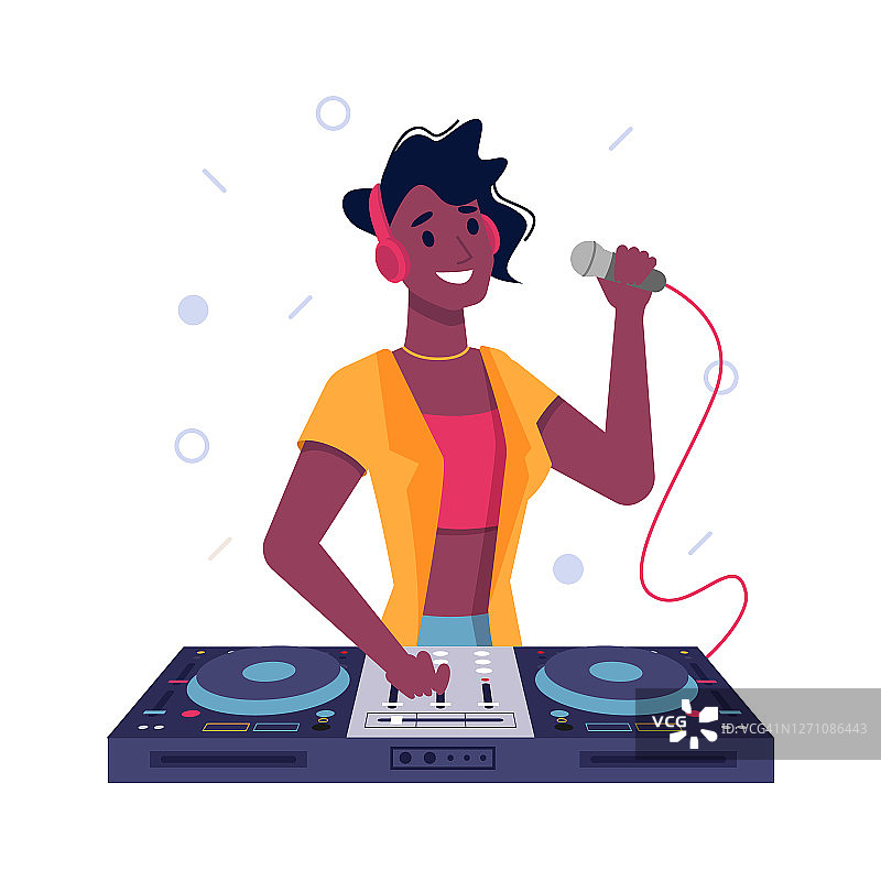 DJ女孩或黑人美国妇女在转盘上演奏音乐，在麦克风里说话，矢量平孤立。女孩DJ在俱乐部或音乐派对上播放混音唱片在转盘耳机图片素材