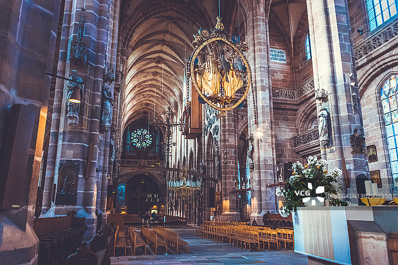 德国纽伦堡圣洛伦兹教堂内部美丽图片素材