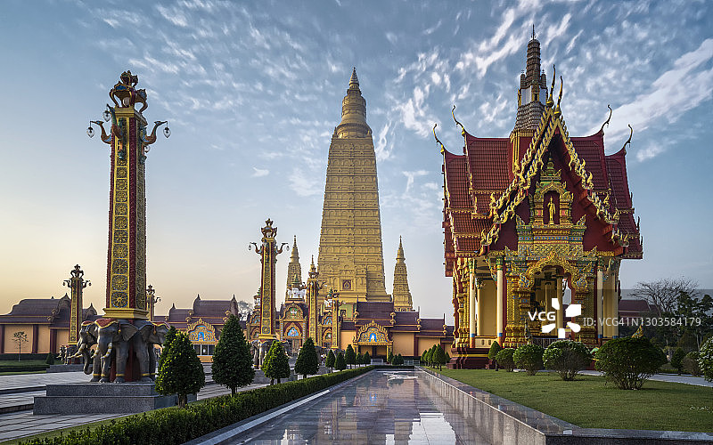 班通Wat Mahathat watchiramongon (Wat Bang tong)，甲米，泰国，东南亚，亚洲图片素材