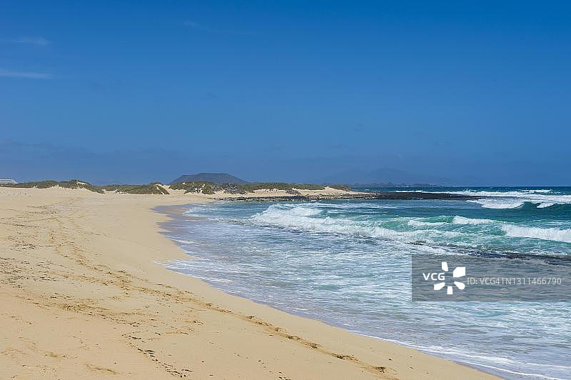 西班牙加那利群岛富尔特文图拉科拉雷霍自然公园的沙滩图片素材