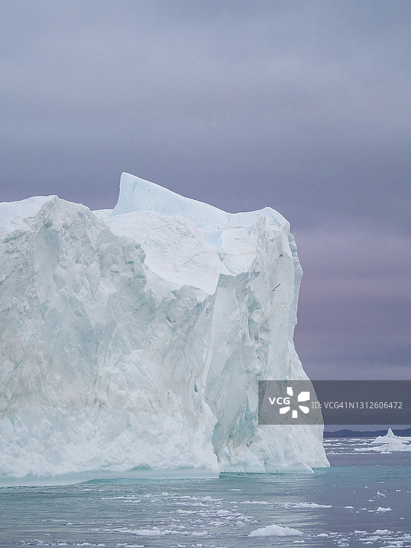 Ilulissat冰湾也被称为kangia或Ilulissat Kangerlua在迪斯科湾图片素材