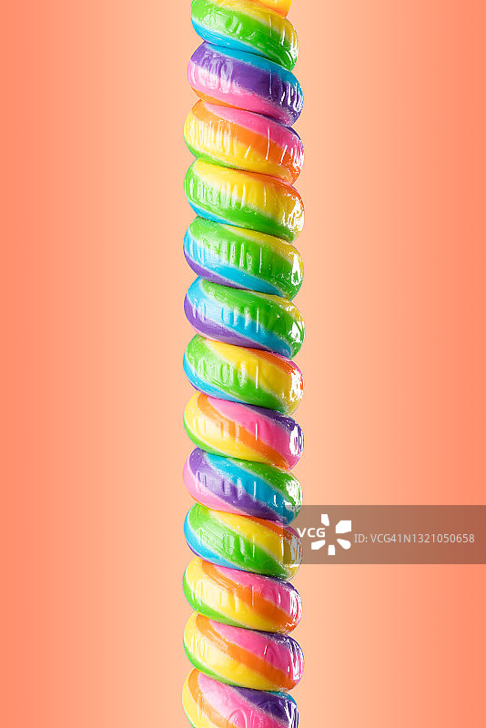 彩色扭曲糖果棒棒糖图片素材