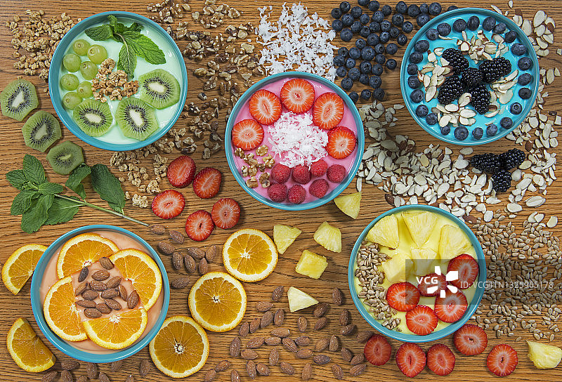 巴西莓和酸奶碗(美食色情)图片素材