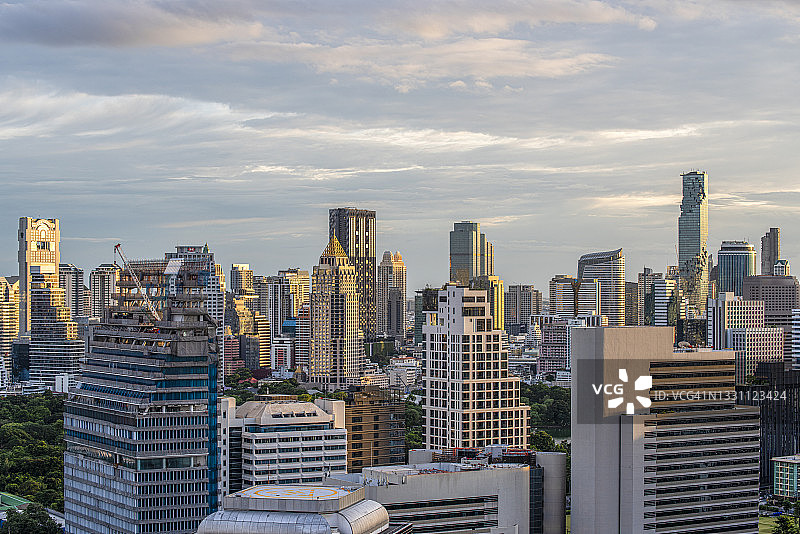 King Power Mahanakhon是位于曼谷商业区中心的一座新建筑。图片素材