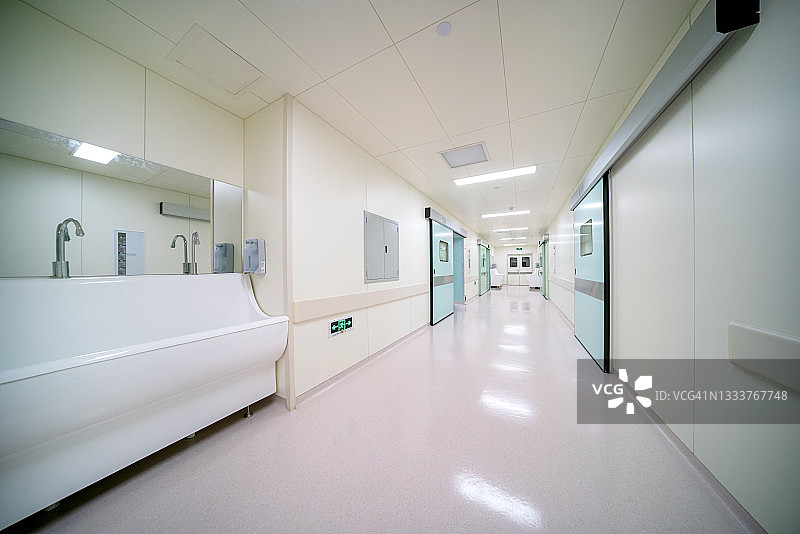 空荡荡的医院手术室走廊图片素材