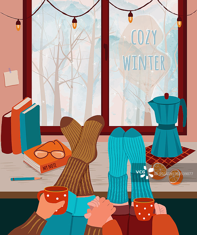 两对腿并排躺在桌子上。男孩和女孩手牵着手。窗外是一幅冬天的风景。咖啡壶和书在桌子上。舒适的冬天。图片素材