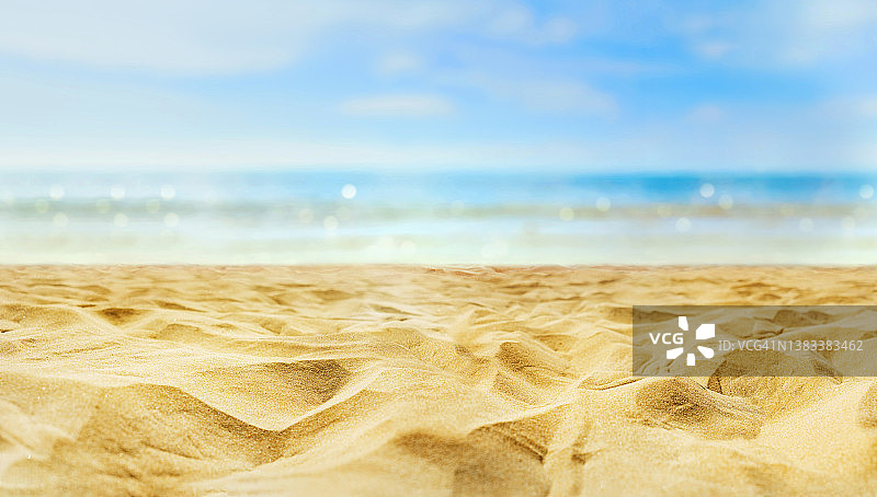 空荡荡的沙滩在夏天的海前与副本空间图片素材