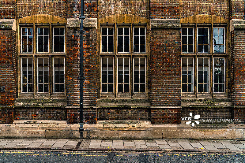 英国剑桥市中心的一条空街图片素材