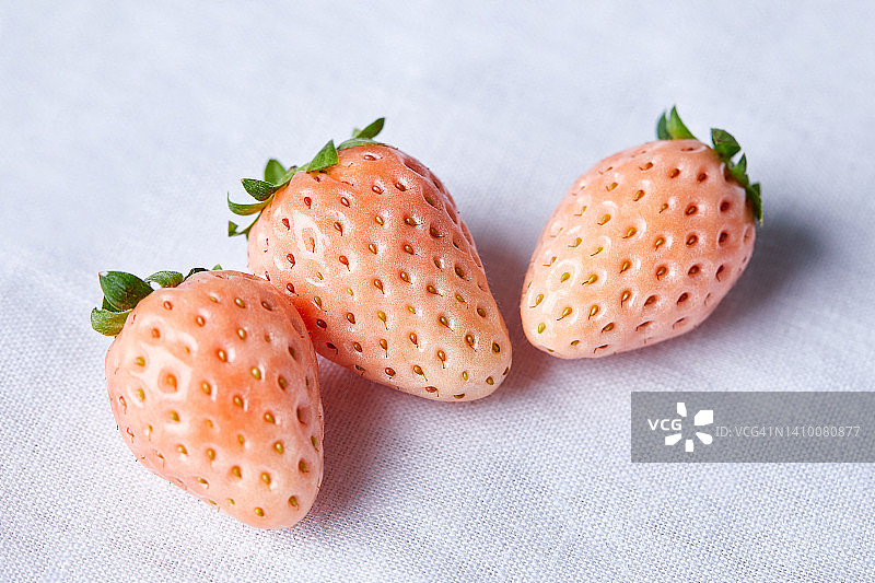 草莓，白色，健康食品，新鲜，雪草莓图片素材