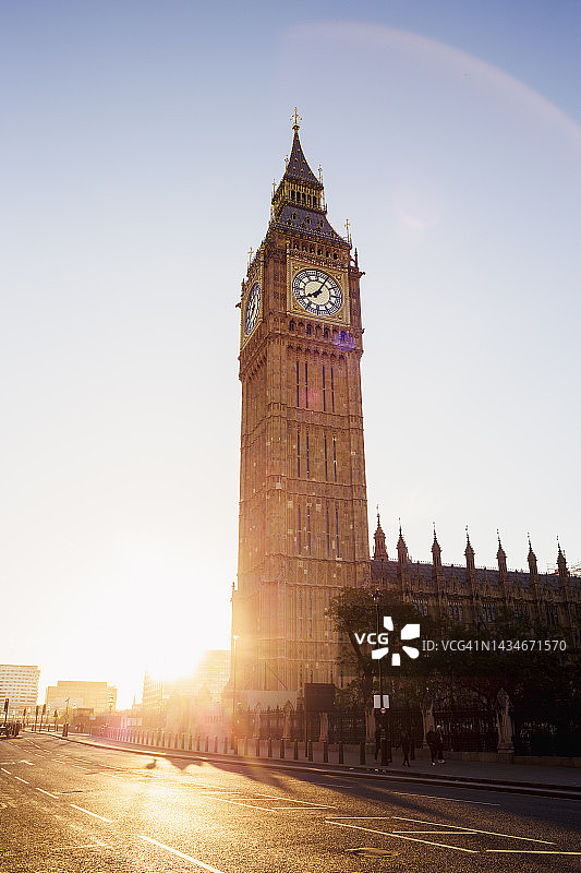 日出时的伦敦大本钟图片素材
