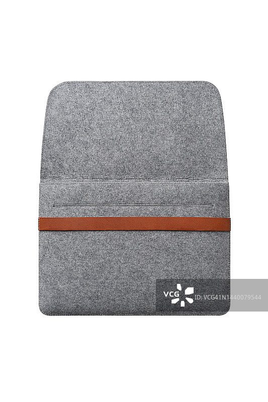 打开灰色羊毛毡袖袋，笔记本电脑袋孤立在白色图片素材