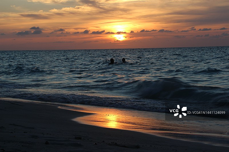 古巴-巴拉德罗-海滩和日落图片素材