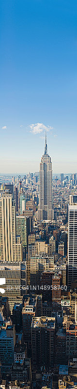 曼哈顿塔尖垂直全景图片素材