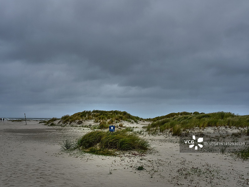 德国Juist，海滩对着天空的风景图片素材