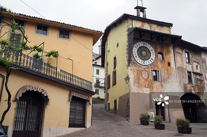 天文钟由Pietro Fanzago, Clusone, Bergamo设计。图片素材