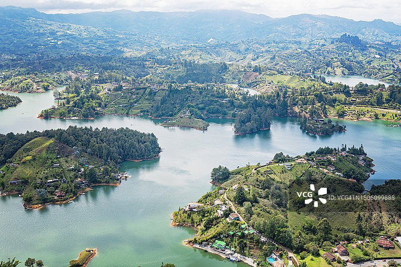 哥伦比亚安蒂奥基亚瓜塔佩尔湖的美丽风景图片素材