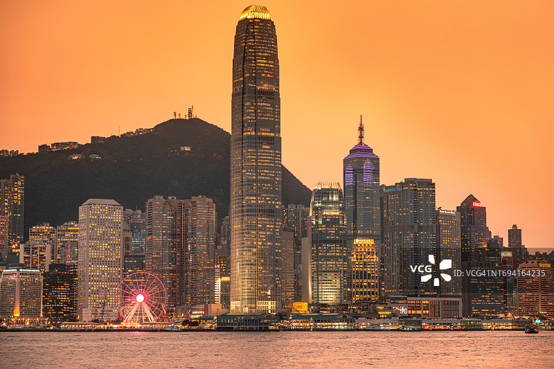 黄昏的香港金融区图片素材