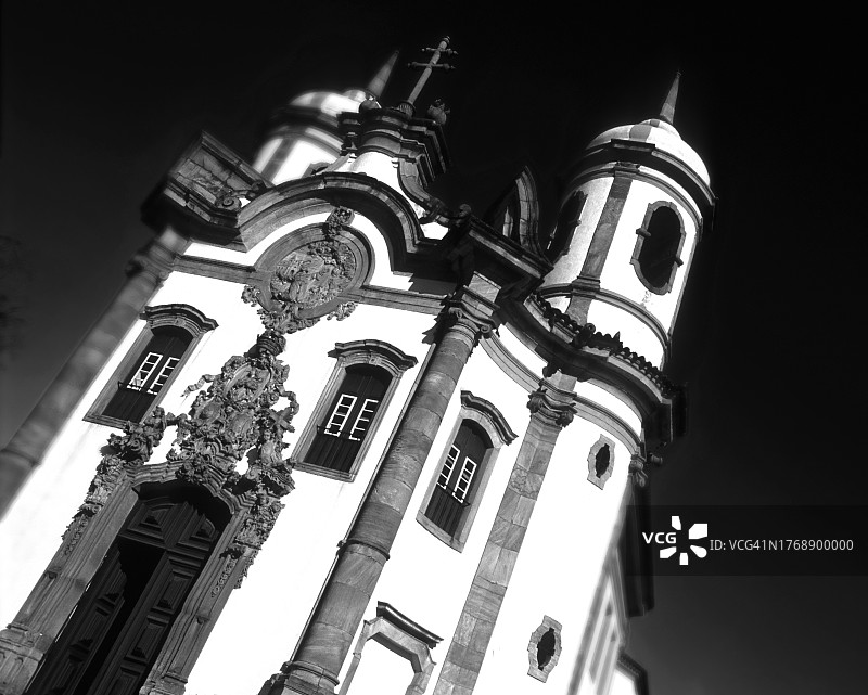 巴西米纳斯吉拉斯州，欧鲁普雷图，圣弗朗西斯科德阿西斯教堂图片素材