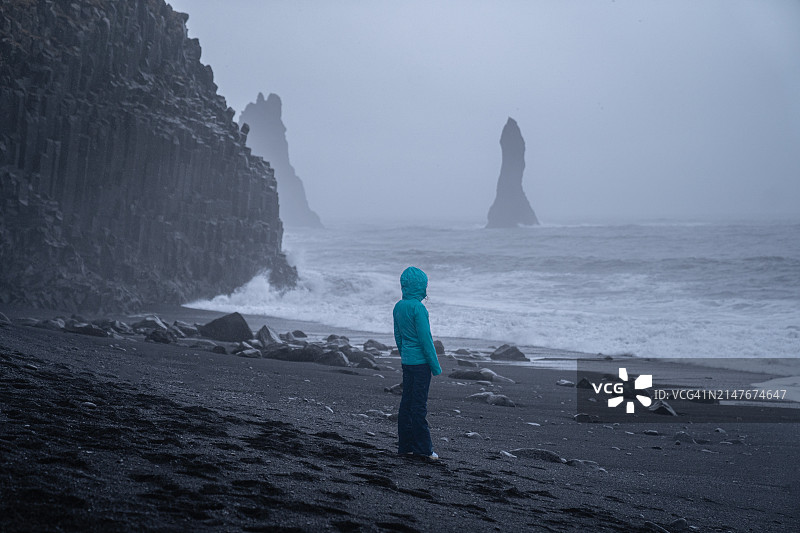 冰岛黑海滩图片素材