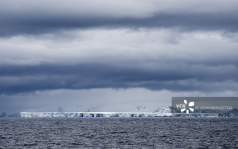 表格的冰山,南极洲图片素材