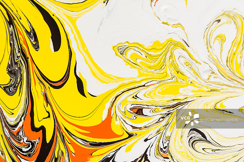 背景抽象以黄、红、黑为主色，艺术抽象图片素材