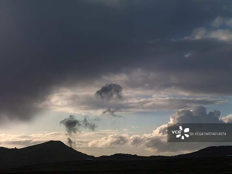 冰岛Hellisheidi地热区蒸汽图片素材
