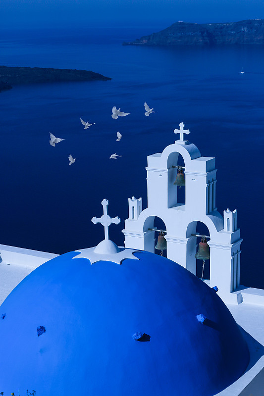 希腊圣托里尼蓝顶教堂图片下载
