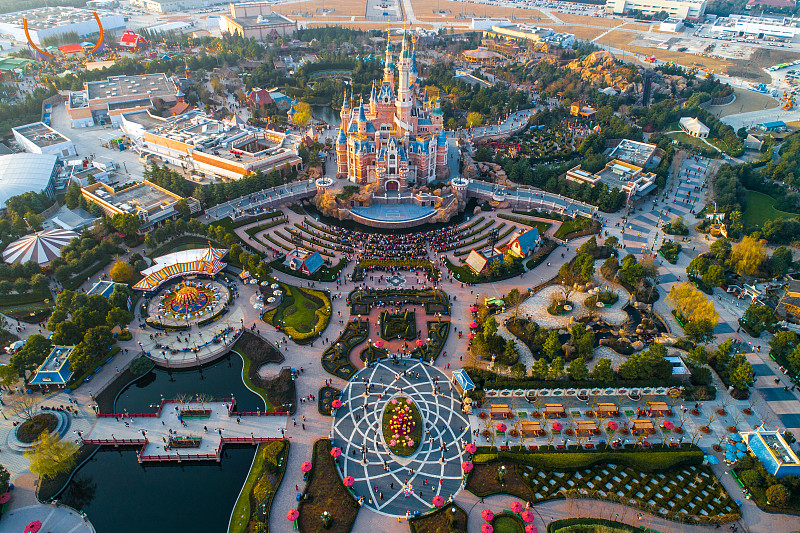 航拍 上海迪士尼乐园 奇幻童话城堡图片下载