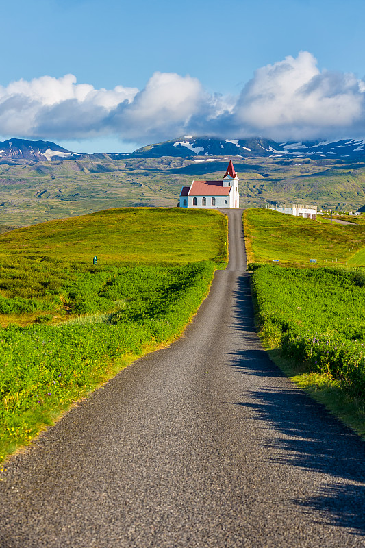 冰岛公路马路教堂图片下载