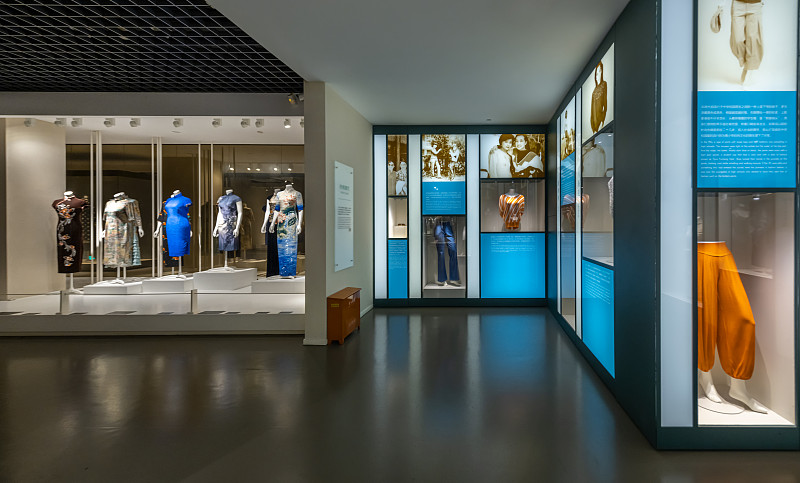 中国丝绸博物馆展厅展览图片素材