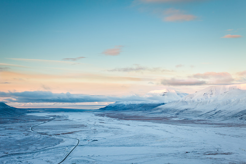 斯瓦尔巴岛，北极的冰雪苔原图片下载