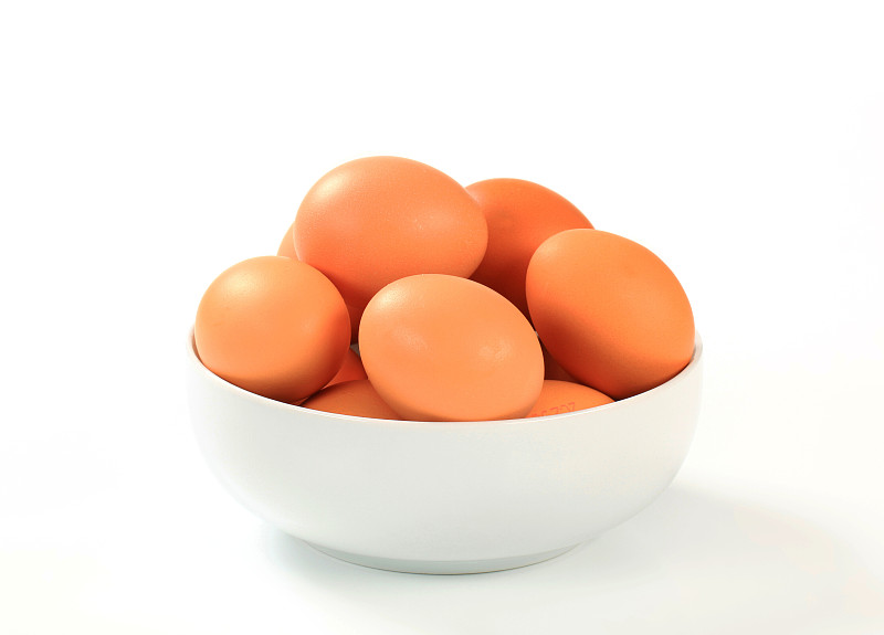 生鸡蛋放在碗里图片下载