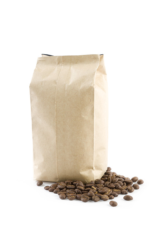 袋装咖啡豆分离上白图片素材