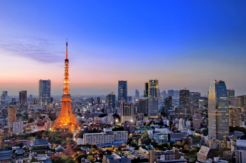 日落后的东京塔图片素材