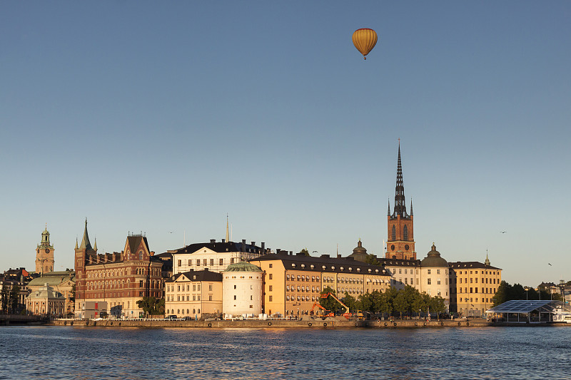 瑞典，向Riddarholmen望去，这是斯德哥尔摩市中心旧城Gamla Stan的一部分图片下载