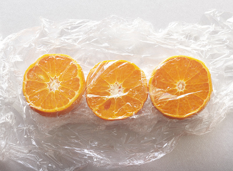 用塑料包装的橘子图片下载