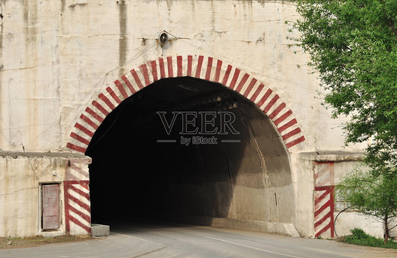 旧的隧道入口照片摄影图片