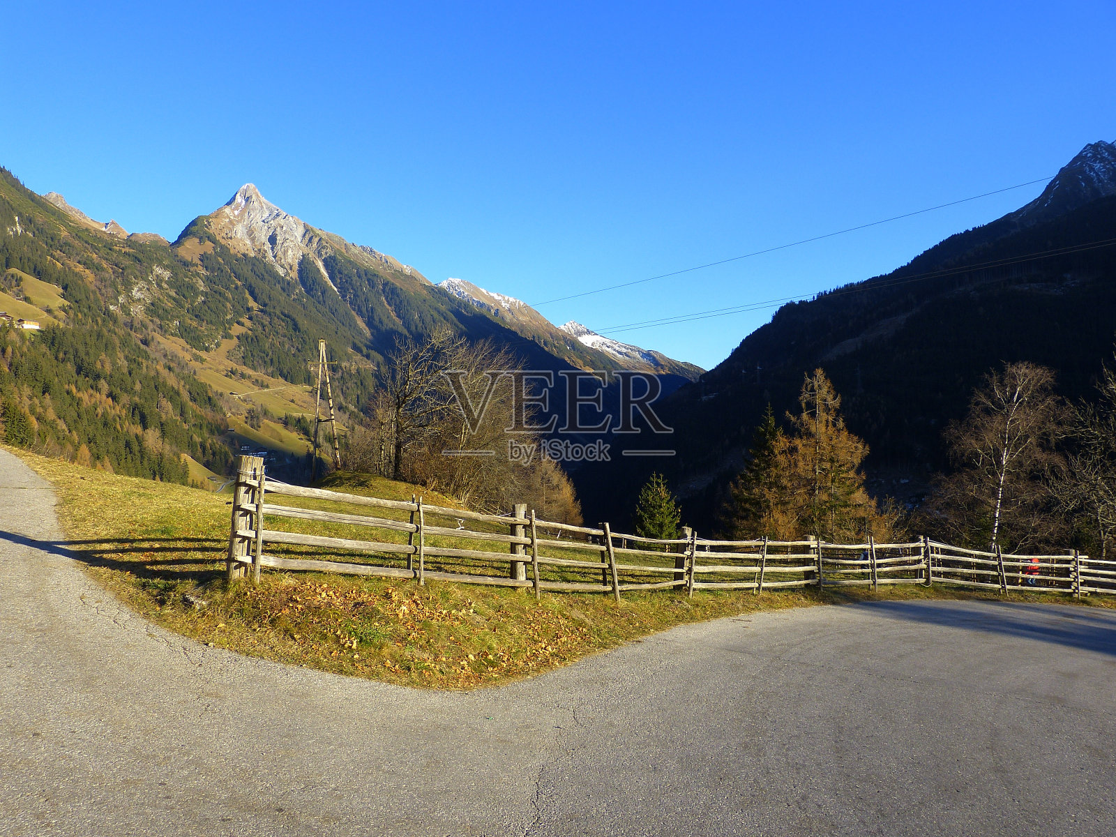 阿尔卑斯山的秋天照片摄影图片