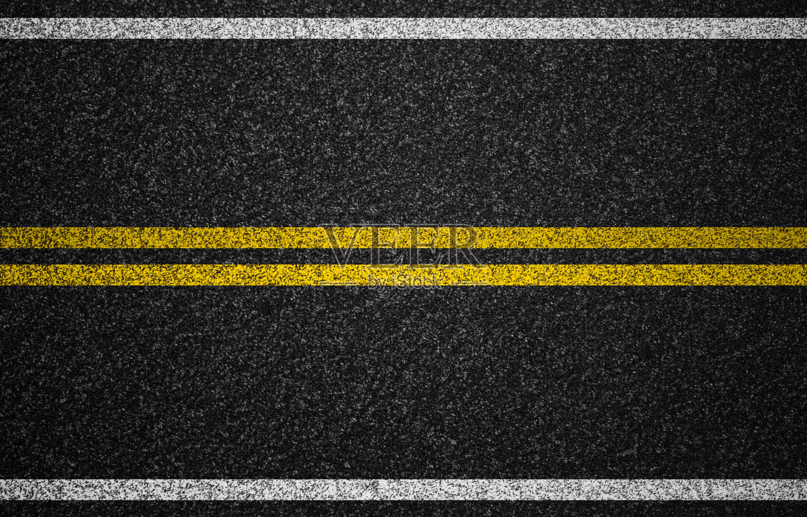 黑色道路图形与黄色中心标志和白色照片摄影图片