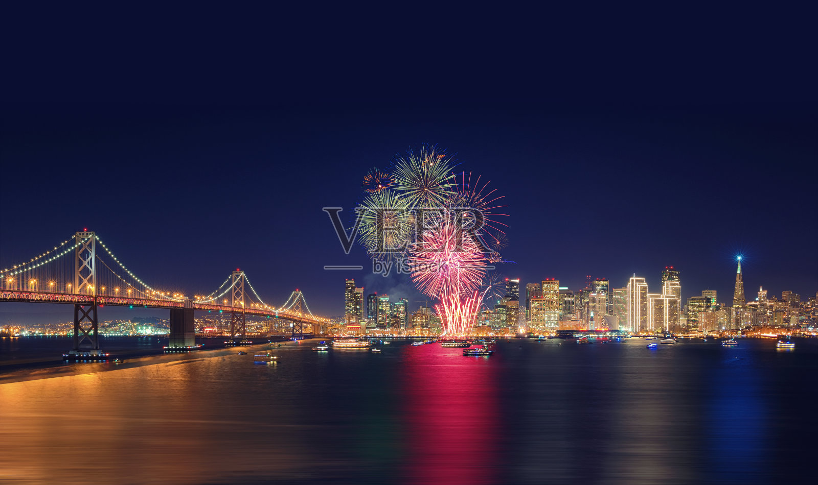 美国加州旧金山的新年烟花照片摄影图片