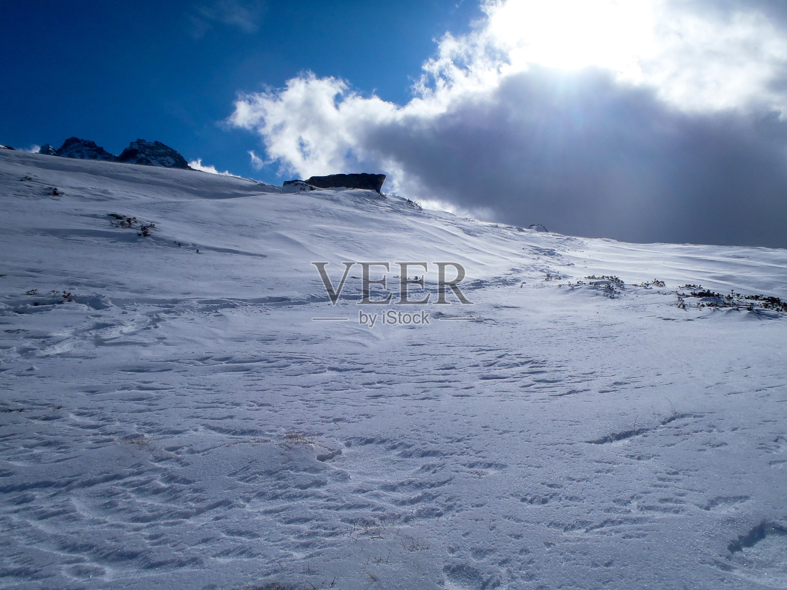 塞子低的Surettasee，冬季景观照片摄影图片