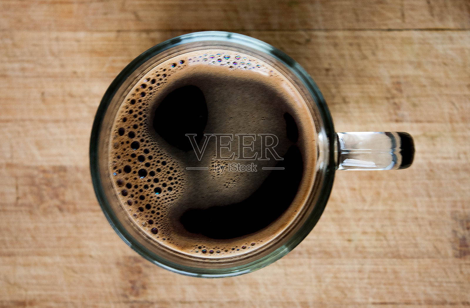 木制背景上的美味清晨咖啡照片摄影图片
