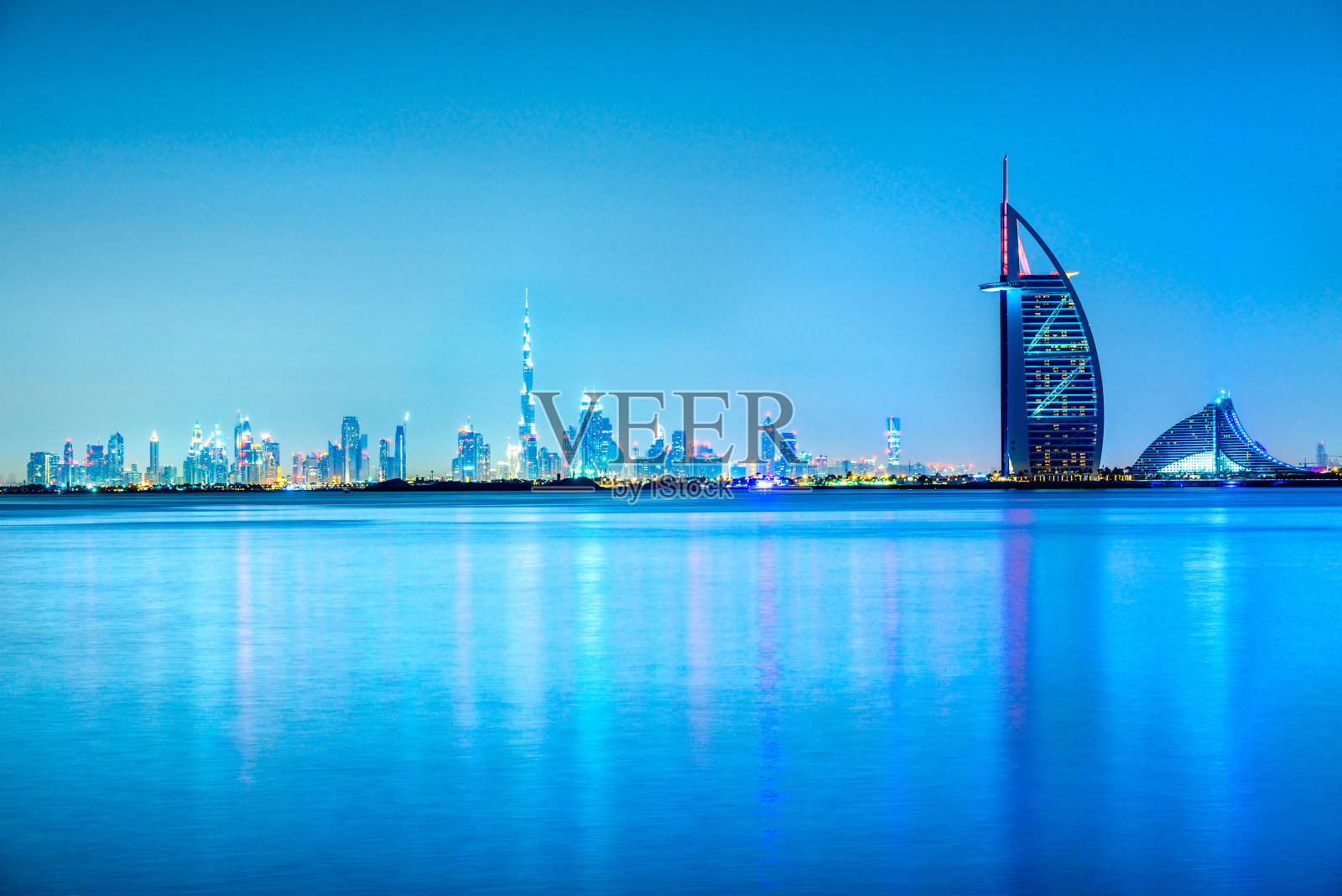 迪拜迪拜天际线的阿拉伯塔酒店照片摄影图片