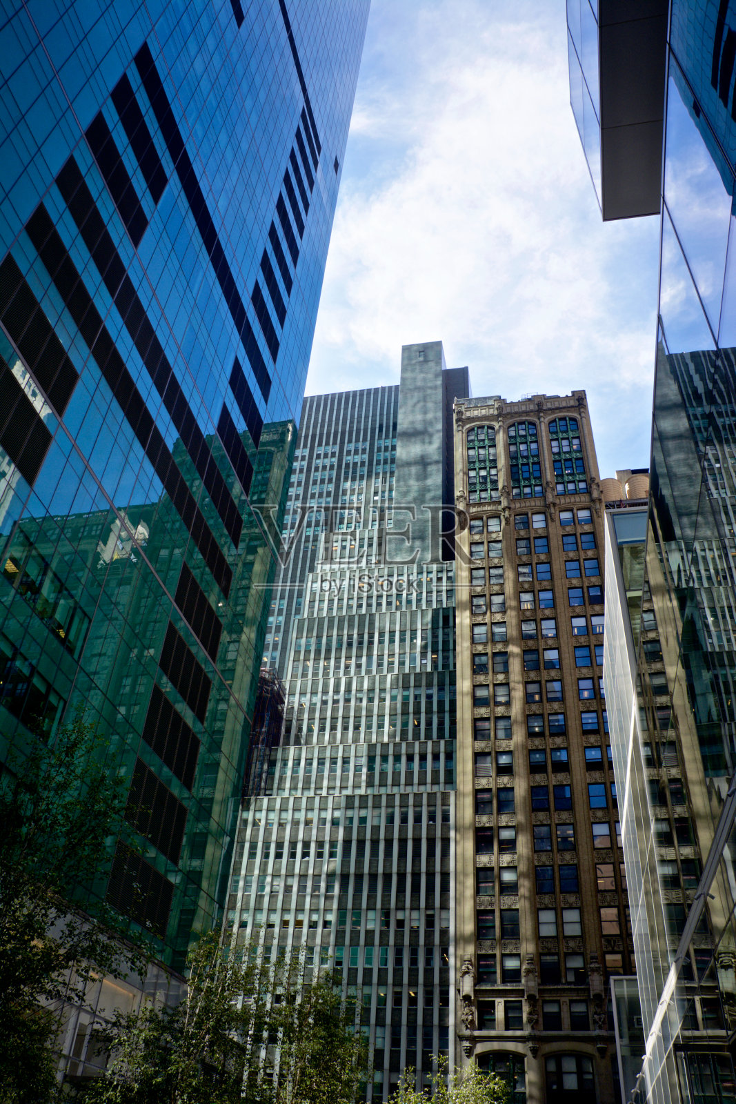 纽约市的建筑时代和风格，曼哈顿中城的城市景观照片摄影图片