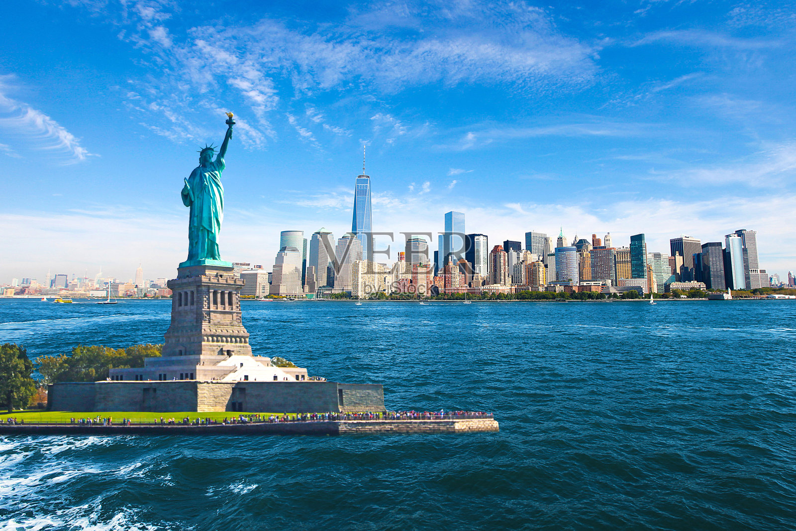 纽约天际线自由女神像照片摄影图片