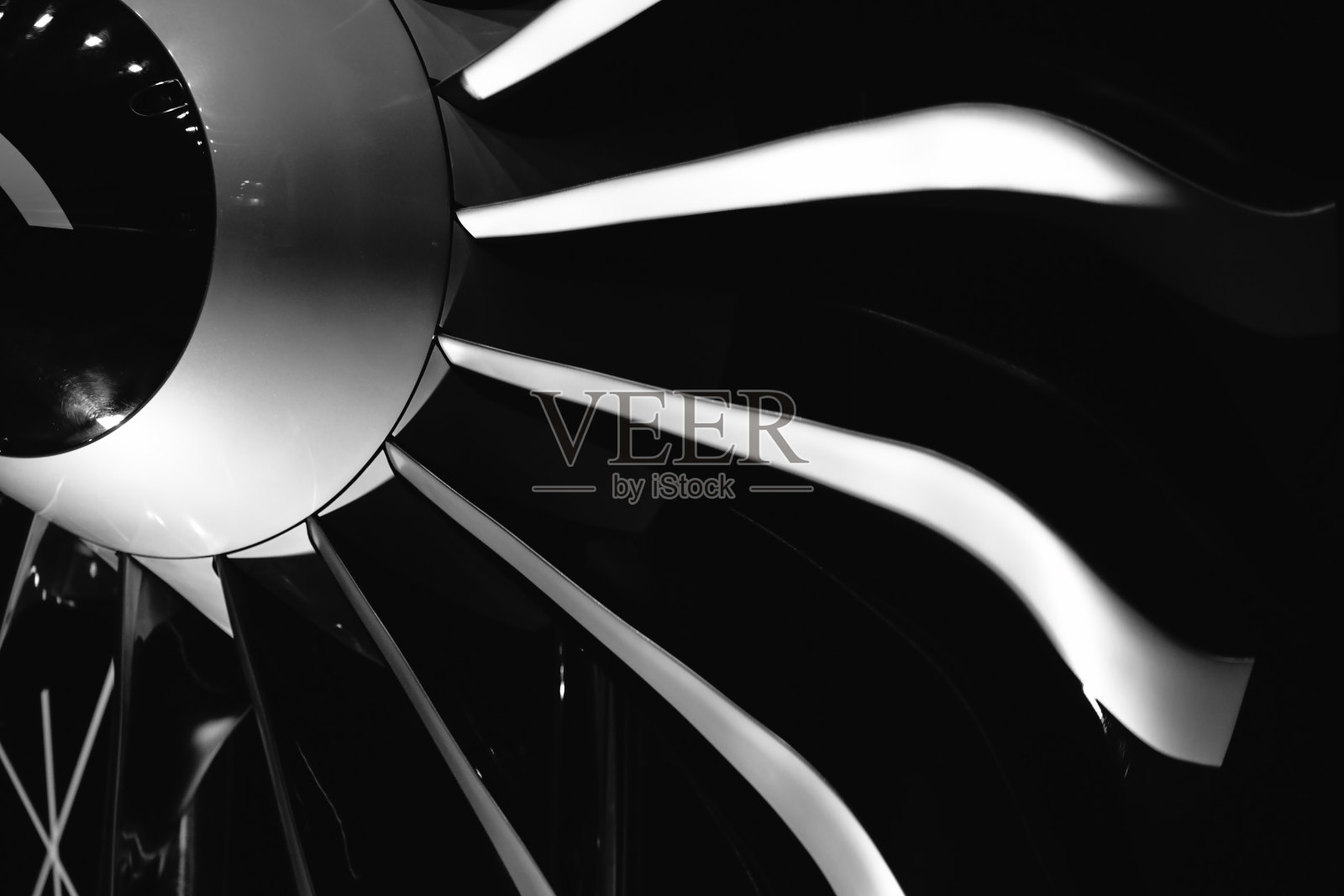 一种飞机喷气发动机的涡轮叶片照片摄影图片